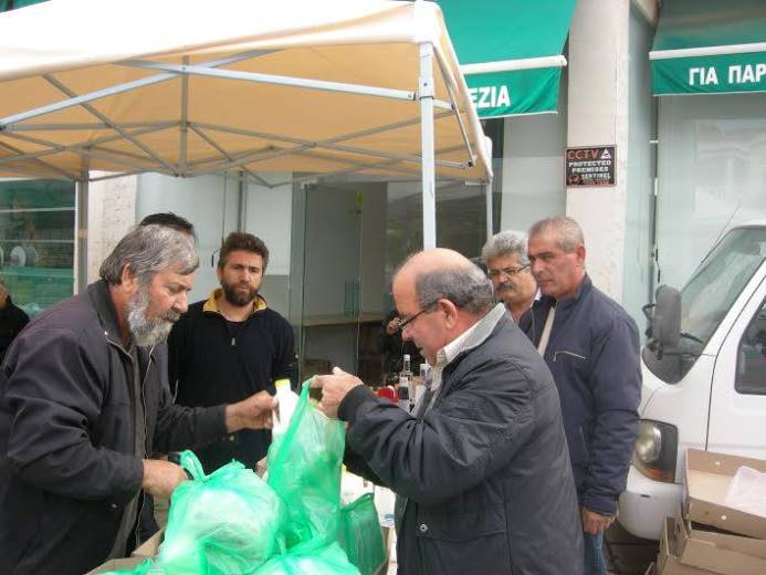 Eπαρχιακή Γραμματεία Πολυτέκνων Λάρνακας: Παρέδωσε πακέτα αγάπης προς ενίσχυση πολύτεκνων οικογενειών!