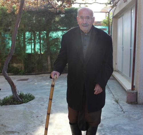 Έφυγε στα 103 του χρόνια ο τελευταίος βρακάς της Κύπρου (Ο τελευταίος των επαρχιών Λάρνακας-Λευκωσίας)!