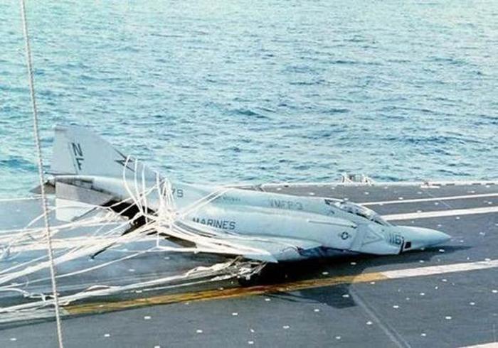 aircraft_accident_12