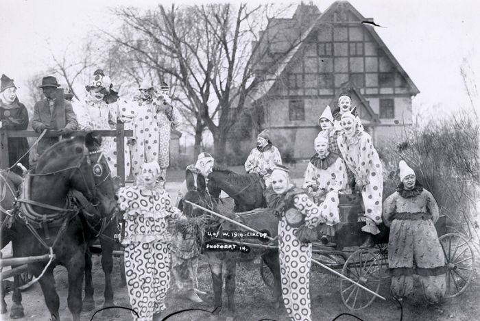old_circus_03.jpg