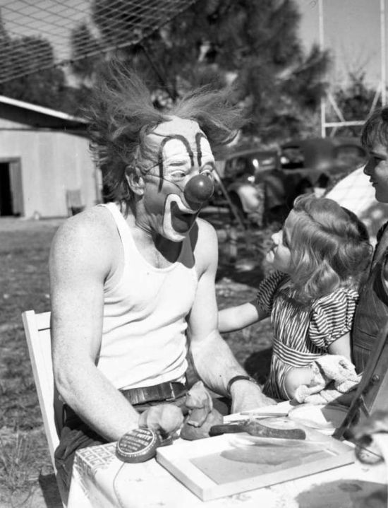 old_circus_08