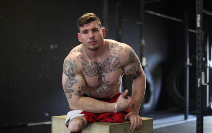 strong_man_05