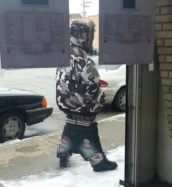 these_people_clearly_dont_have_a_grasp_of_good_fashion_640_01.jpg