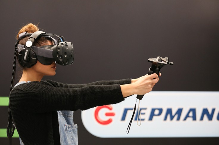 Το HTC Vive VR Ηeadset έρχεται αποκλειστικά στον ΓΕΡΜΑΝΟ