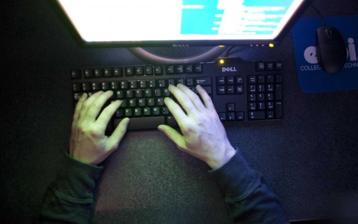 Διχασμός στη βρετανική κυβέρνηση για το νομοσχέδιο για το Διαδίκτυο