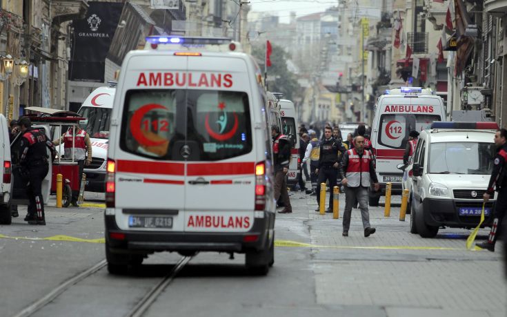 Ισχυρή έκρηξη σε σταθμό λεωφορείων στο Ντιγιάρμπακιρ