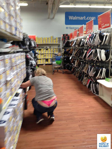 kooky_people_you_can_see_at_walmart_640_04