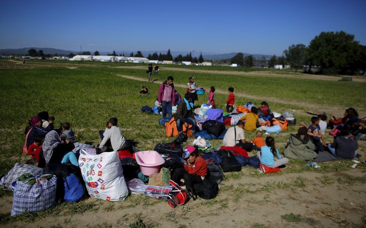 2016-04-12T160619Z_816646281_GF10000380149_RTRMADP_3_EUROPE-MIGRANTS-GREECE-MACEDONIA.jpg