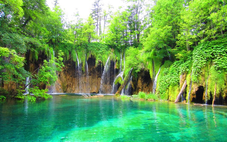 CroatiaLakes1.jpg