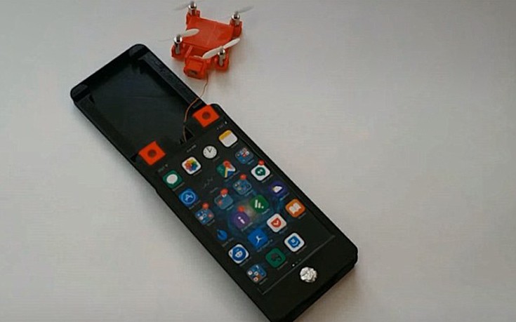 Η θήκη των smartphones με το ενσωματωμένο μίνι «drone»
