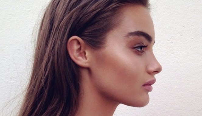 Make up Trick: Χάρισε έξτρα λάμψη στο φυσικό μακιγιάζ σου σε χρόνο dt!