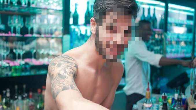 Κορίτσια τρελενόμαστε: Ο πιο σέξυ barman της Κύπρου έχει γενέθλια και ανάβει φωτιές