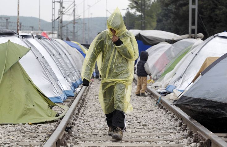 Κομισιόν: Χρειάζονται βελτιώσεις από την Ελλάδα στο σχέδιο για το προσφυγικό