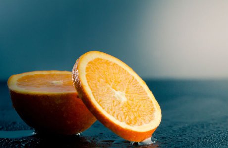 Αράχνες στοπ με... αιθέρια έλαια εσπεριδοειδών.