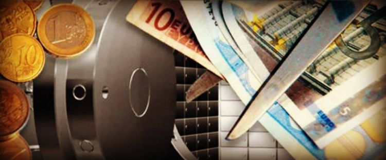 Σηκώνουν άρον άρον τα λεφτά τους από την Ελλάδα και τα φέρνουν στην Κύπρο – Φόβος για κούρεμα καταθέσεων