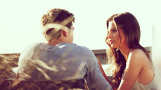 539fcdc506efa_-_cos-01-couple-on-date-de-678×381.jpg