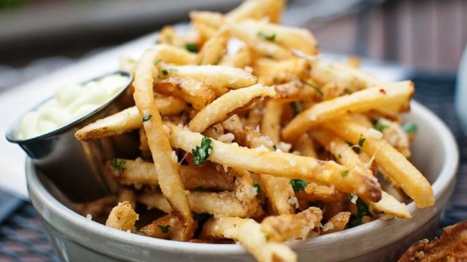 fried-potatoes-678×381.jpg