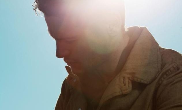 man-andras-sexy-ilios-xeimwnas_h_633_451-631×381.jpg