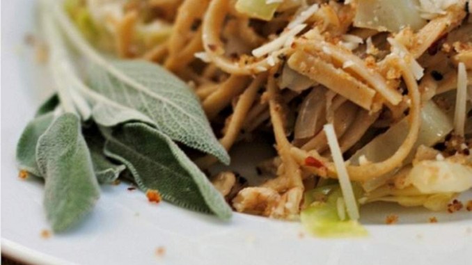 meatless-monday-caramelized-cabbage-and-onion-pasta-with-bread-crumb-678×381.jpg