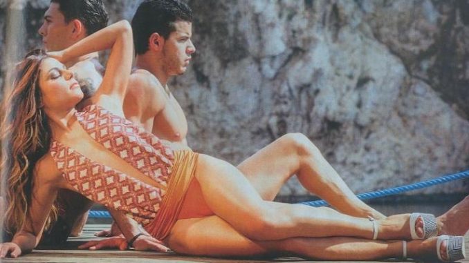 Η Ελευθερία Ελευθερίου έκανε αίσθηση στην Αμερική! Δίπλα της ο Γιώργος Τσαλίκης! (video)