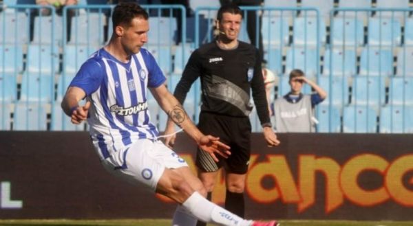 Υπογράφει στη Νότιγχαμ ο Βέλλιος