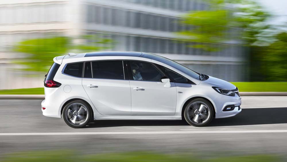 opel-zafira-tourer-2016_2.jpg