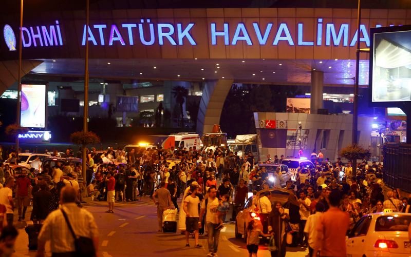 2016-06-28T223033Z_268878295_LR1EC6S1QIMNQ_RTRMADP_3_TURKEY-BLAST.jpg