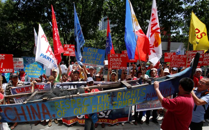 2016-07-12T054440Z_993001684_S1AETPCEUQAA_RTRMADP_3_SOUTHCHINASEA-RULING-PHILIPPINES.jpg