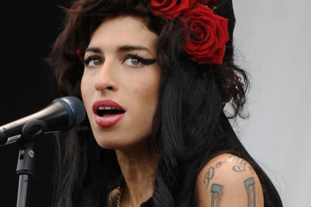 ΠΕΡΕΝΤΟΣ STORIES: Αχ, Amy Winehouse… πέρασαν ήδη πέντε χρόνια (pics)!