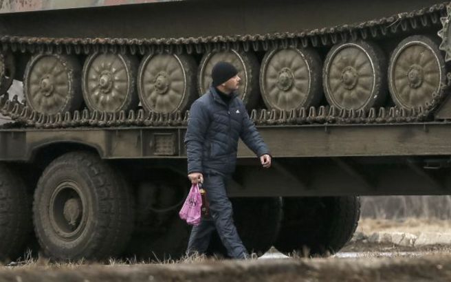 2015-03-02t124453z_1285540120_gm1eb321lep01_rtrmadp_3_ukraine-crisis-casualties.medium.jpg