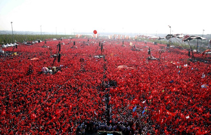 2016-08-07T174124Z_352285894_LR1EC871D4P4H_RTRMADP_3_TURKEY-SECURITY-RALLY.jpg