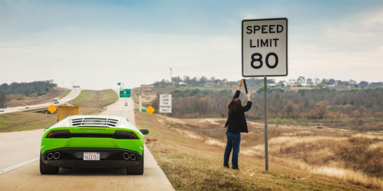 Τραγικός! Αστυνομικός βγήκε βόλτα με Lamborghini που κατέσχεσε – Τον εντόπισε ο ιδιοκτήτης