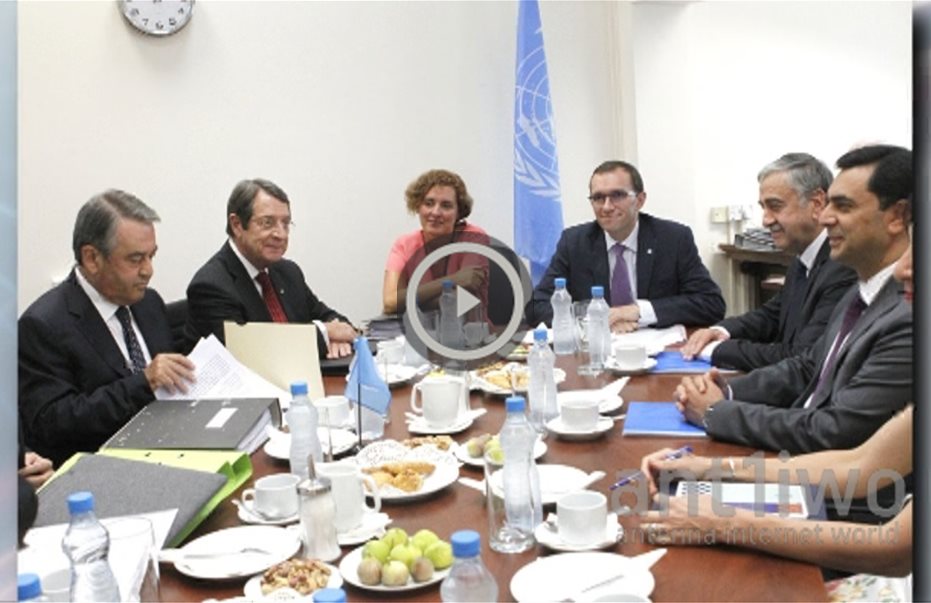 Διάλογος σε καθεστώς πλήρους συσκότισης – Δυσφορία για την εμμονή Ακιντζί σε Πενταμερή