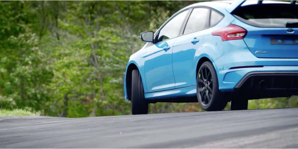 ford-focus-rs-drift-mode.jpg