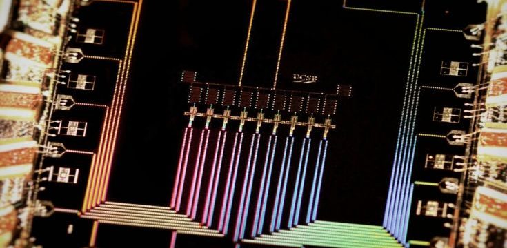 κύκλωμα-υπολογιστή-Πηγή-Τζούλιαν-Κέλι-Πανεπιστήμιο-Καλιφόρνια.jpg