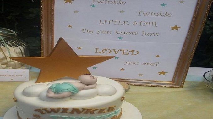 Το baby shower επώνυμης Κύπριας που περιμένει να φέρει στον κόσμο το μωρό της