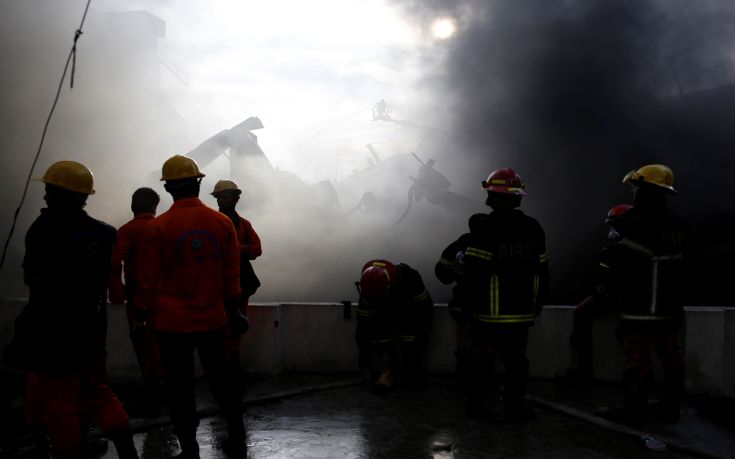 2016-09-10T131115Z_1853954097_S1BEUAMRBVAA_RTRMADP_3_BANGLADESH-FIRE.jpg