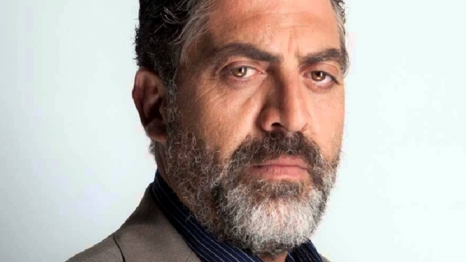 Κούλλης Νικολάου: Δείτε τον να παίζει σε σίριαλ μαζί με τον γιο του
