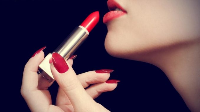 Lipstick-Makeup-Tips-and-Trick-Copy-678×381.jpg