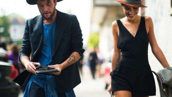 couple_10_3-678×381.jpg