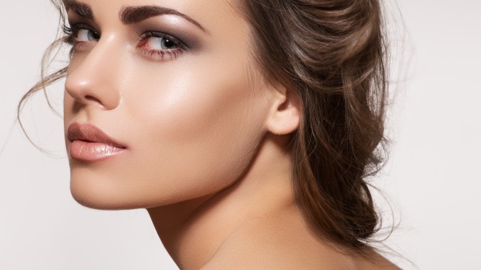 glowing-makeup-678×381.jpg