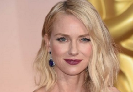 Ποιο botox; Αυτό είναι το απλό make up trick της Naomi Watts για πιο νεανικό look!