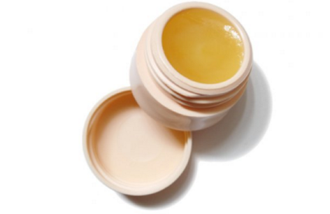 10 πράγματα που μπορείς να κάνεις με το lip balm σου