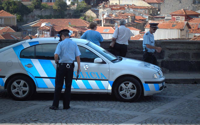 porto.police02.medium.jpg