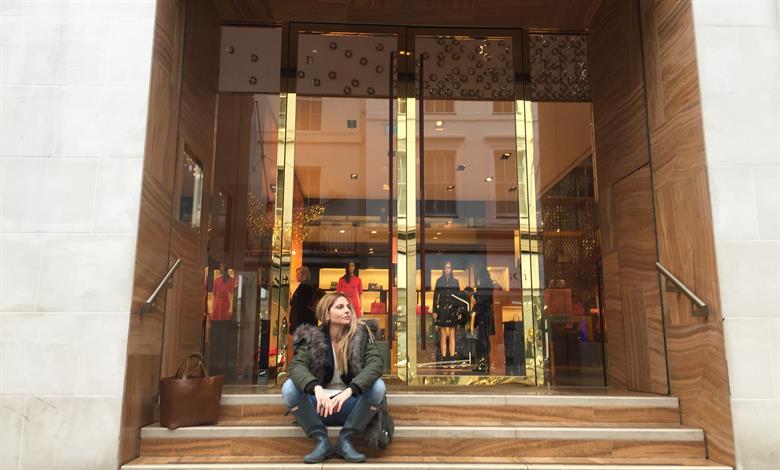 Η Σκαλιώτισσα Fashion Editor του eltopia.com. cy, Αγγέλα Πιερή, μας αποκαλύπτεται!