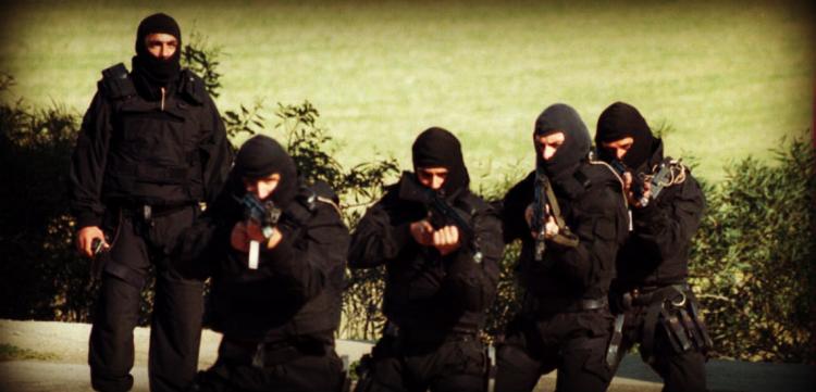 Εκρήξεις, πυροβολισμοί, όμηροι και τρομοκράτες στο «The Mall of Cyprus»