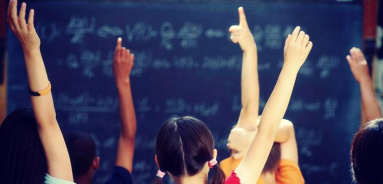 Καταγγελία για Διευθύντρια δημοτικού σχολείου στην Λάρνακα – Απειλές στα παιδιά μέσω βίντεο