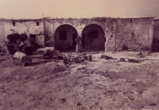 Γιατί οι 4 αγωνιστές του Αχυρώνα δεν φορούσαν παπούτσια όταν έπεσαν