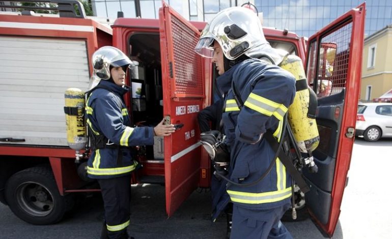 Τροχαίο προκάλεσε πυρκαγιά κοντά στους Τρούλλους