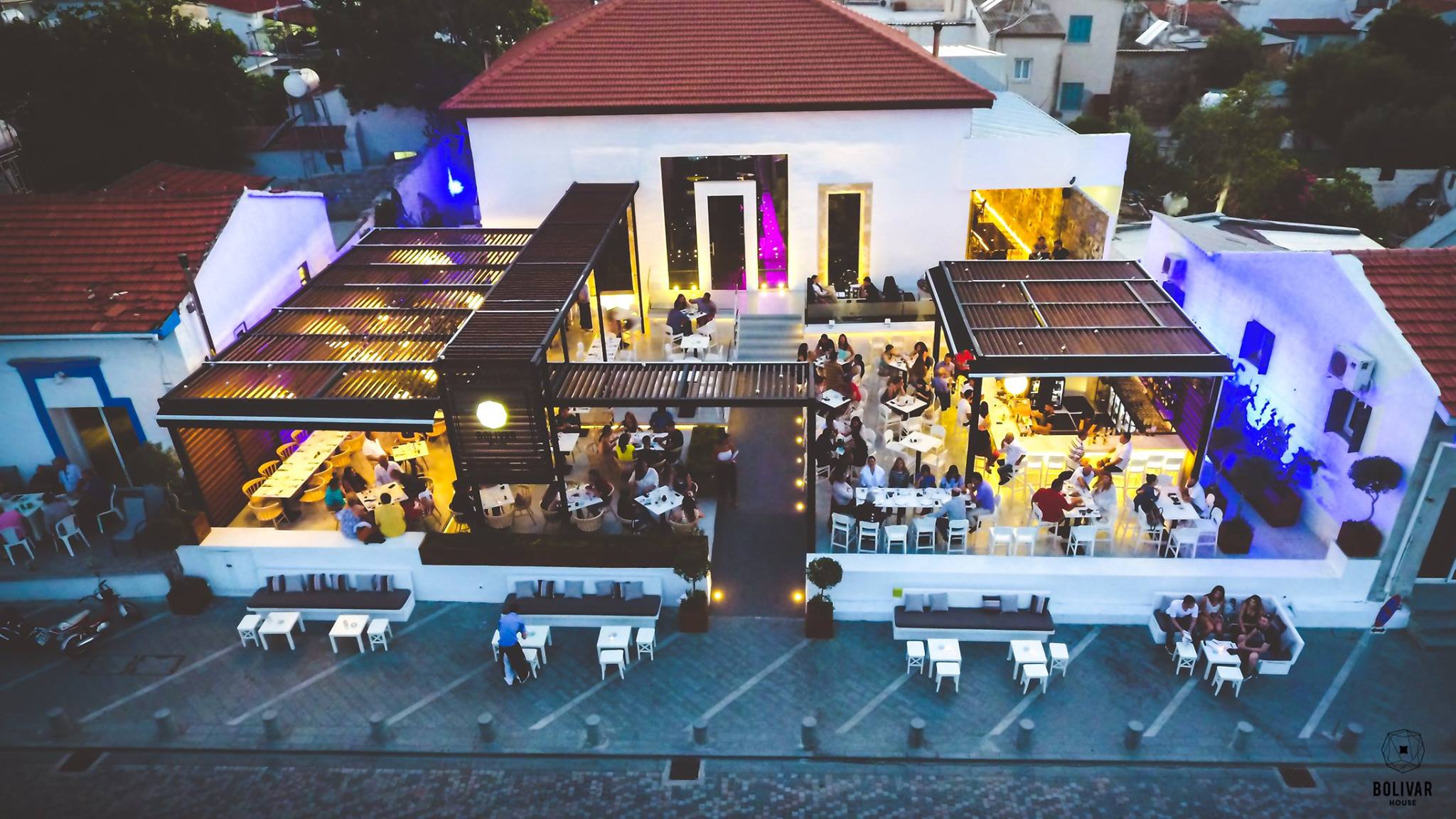 Στέφθηκε με τεράστια επιτυχία η ανθρωπιστική εκδήλωση στο πιο hot καλοκαιρινό μπαράκι της Λάρνακας (pics-video)